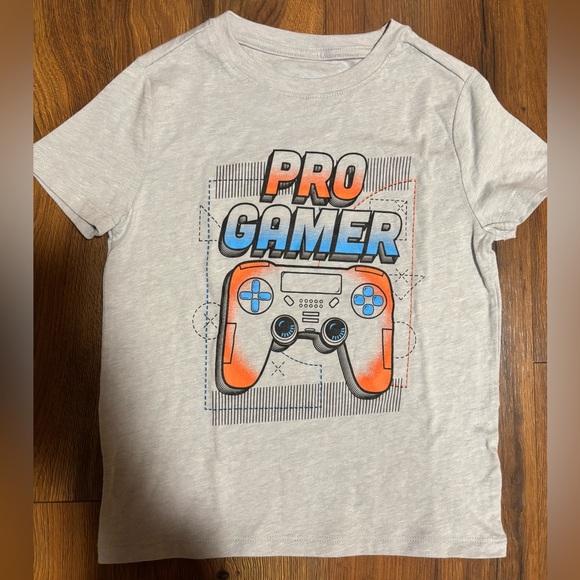 Cat & Jack Other - Cat & Jack Boys’ Short Sleeve Pro Gamer Graphic Shirt - Grey XS